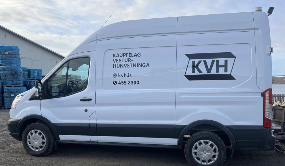 Sendibíllinn merktur