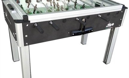 KVH og Verkfærasalan færðu félagsmiðstöðinni Órion gjöf